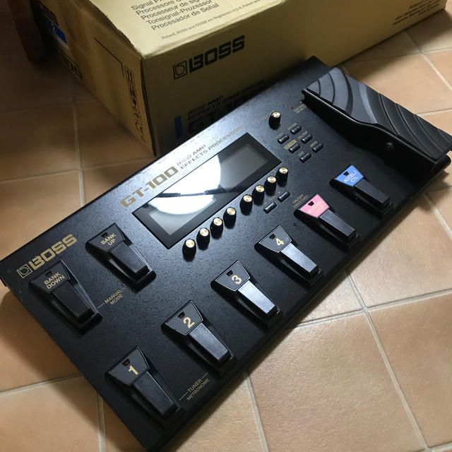 美品　BOSS GT-100