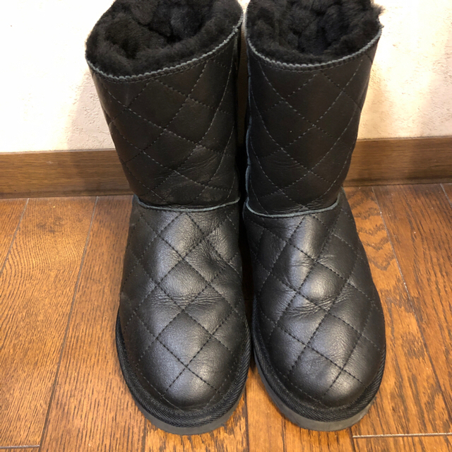 UGG 黒 皮ブーツ本日のみ値下げ - ブーツ