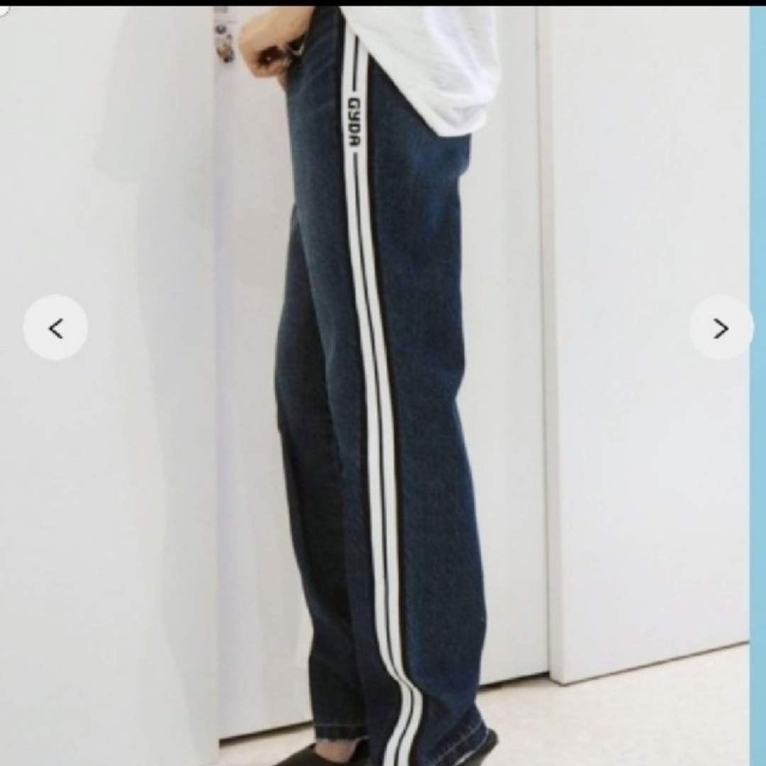 冬のお出かけに最適なゆったりシンプルワンピース