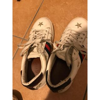 グッチ(Gucci)のgucci  グッチ　スニーカー　中古　ビー　(スニーカー)