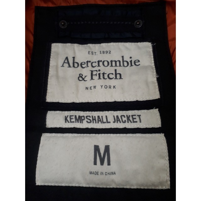 Abercrombie&Fitch(アバクロンビーアンドフィッチ)のAbercrombie＆Fitch　KEMPSHALLダウンジャケット　サイズM メンズのジャケット/アウター(ダウンジャケット)の商品写真