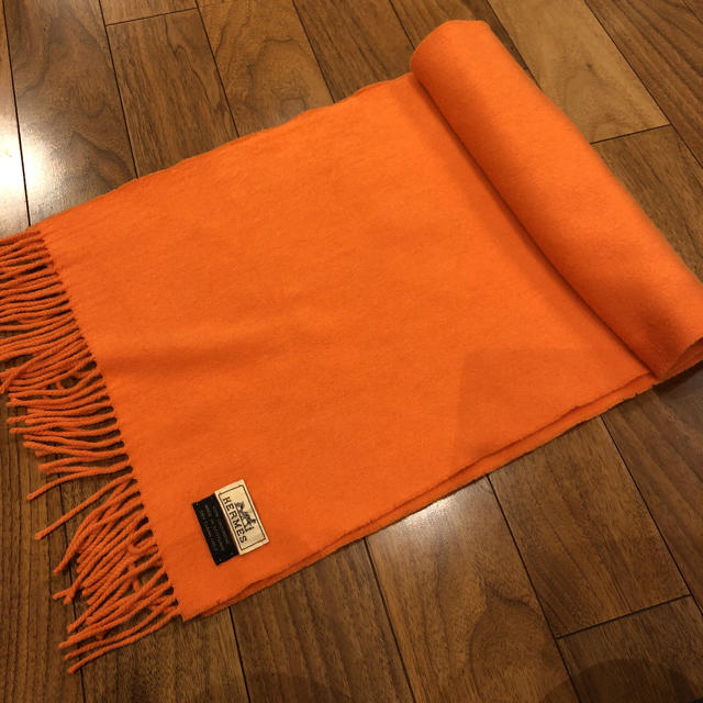 Hermes(エルメス)のココアロハ様専用　エルメス　カシミヤ100% マフラー レディースのファッション小物(マフラー/ショール)の商品写真