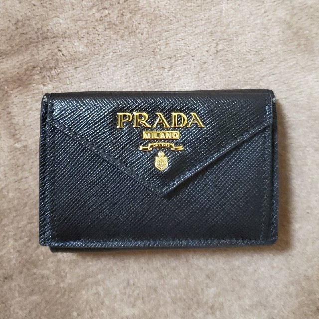 PRADAサフィアーノレザー三つ折り財布