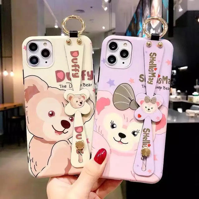 Disney(ディズニー)のディズニー シェリーメイ iPhoneXケース スマホ/家電/カメラのスマホアクセサリー(iPhoneケース)の商品写真