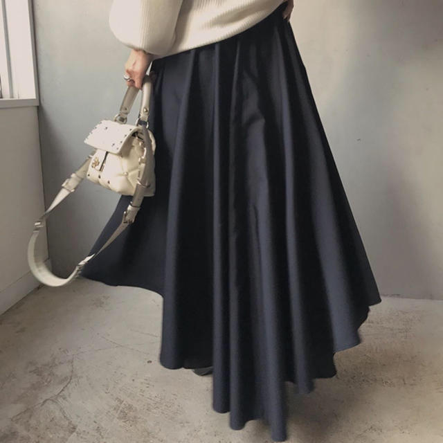 Ameri VINTAGE(アメリヴィンテージ)のAmeri VINTAGE LAYERED FLARE SKIRT レディースのスカート(ロングスカート)の商品写真