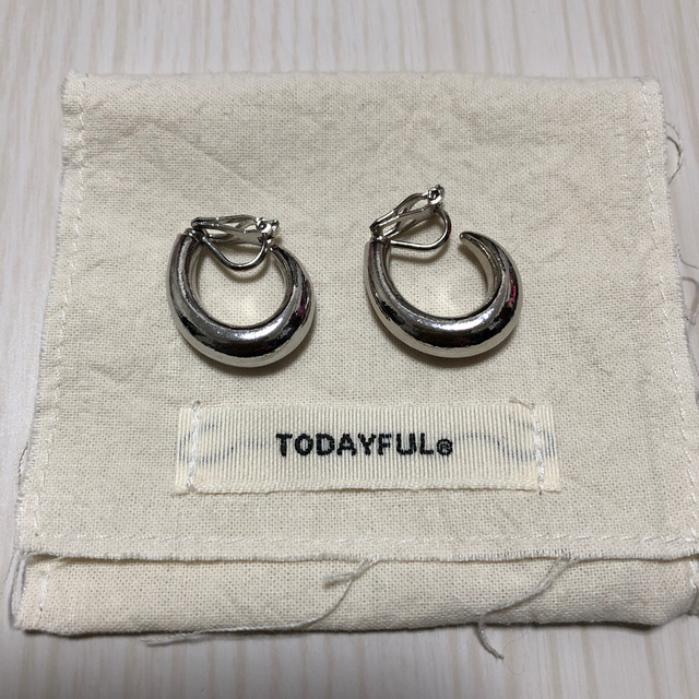 TODAYFUL(トゥデイフル)の値下げ☆TODAYFUL ドロップニュアンスイヤリング レディースのアクセサリー(イヤリング)の商品写真