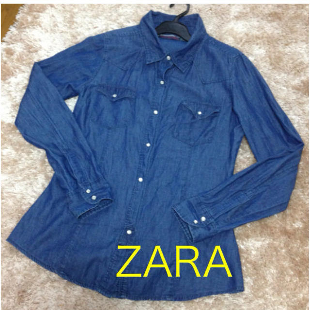 ZARA(ザラ)のZARAデニムシャツ送料込み レディースのトップス(シャツ/ブラウス(長袖/七分))の商品写真