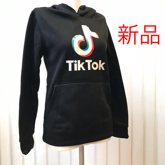 ☆週末限定セール☆【新品】TikTok パーカー　男女兼用　Sサイズ レディースのトップス(パーカー)の商品写真