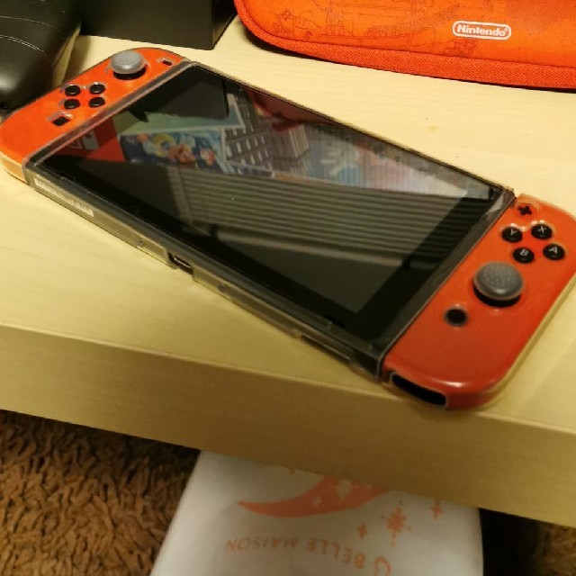 Nintendo Switch(ニンテンドースイッチ)のNintendo Switch　コントローラ付 エンタメ/ホビーのゲームソフト/ゲーム機本体(家庭用ゲーム機本体)の商品写真