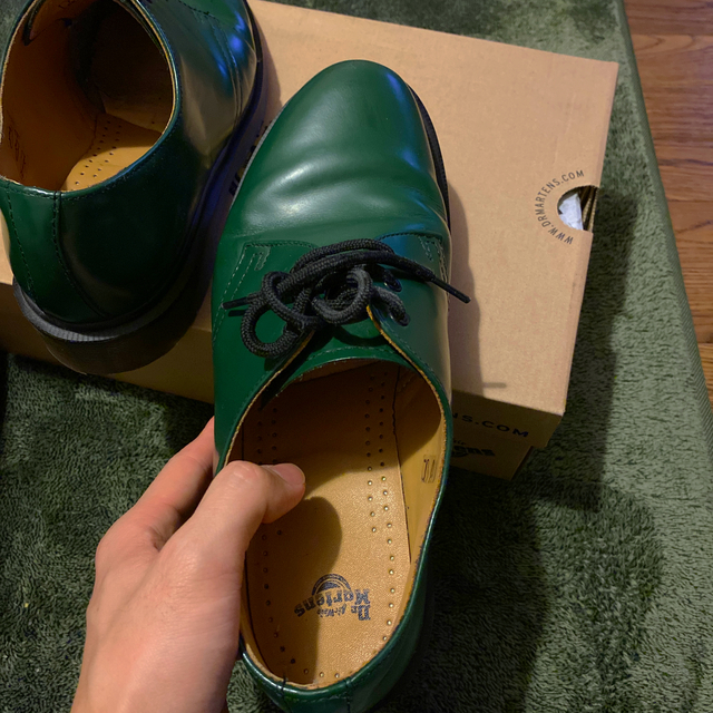 Dr.Martens(ドクターマーチン)のドクターマーチン 3ホール 緑 グリーン uk7 メンズの靴/シューズ(ブーツ)の商品写真