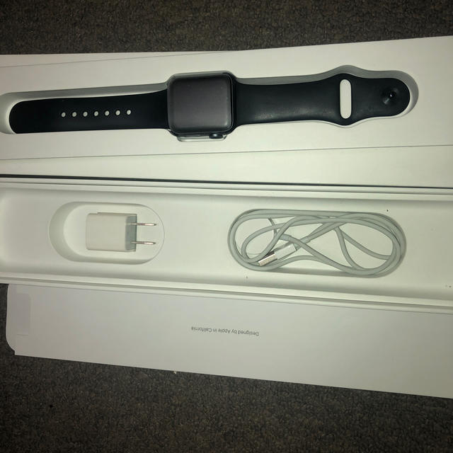 Apple Watch(アップルウォッチ)のApple Watch series3 - 38mm スマホ/家電/カメラのスマートフォン/携帯電話(その他)の商品写真