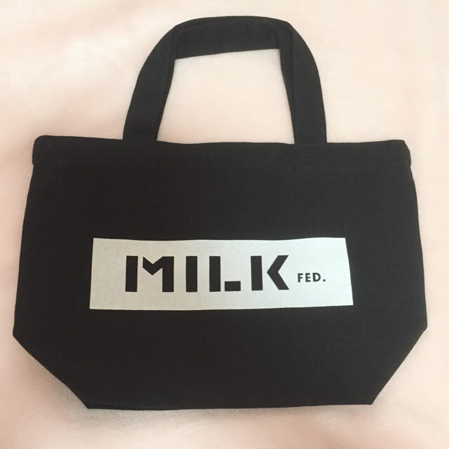 MILKFED.(ミルクフェド)のボックスロゴミニトートバッグ レディースのバッグ(トートバッグ)の商品写真