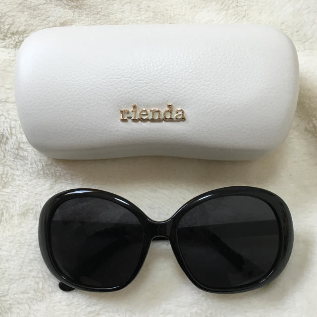 rienda(リエンダ)のrienda ❤︎ サングラス レディースのファッション小物(サングラス/メガネ)の商品写真