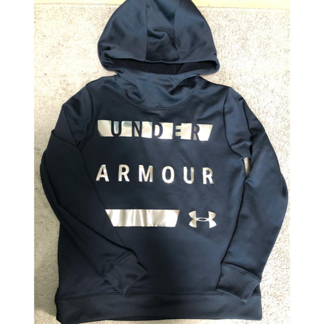 UNDER ARMOUR(アンダーアーマー)のアンダーアーマー　パーカー　レディース レディースのトップス(パーカー)の商品写真