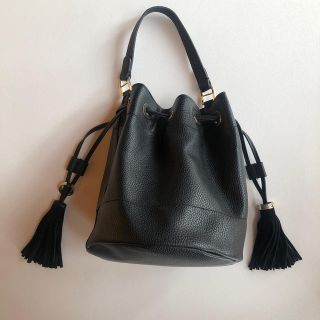 ザラ(ZARA)のZARA BASIC カバン　フリンジ　(ハンドバッグ)