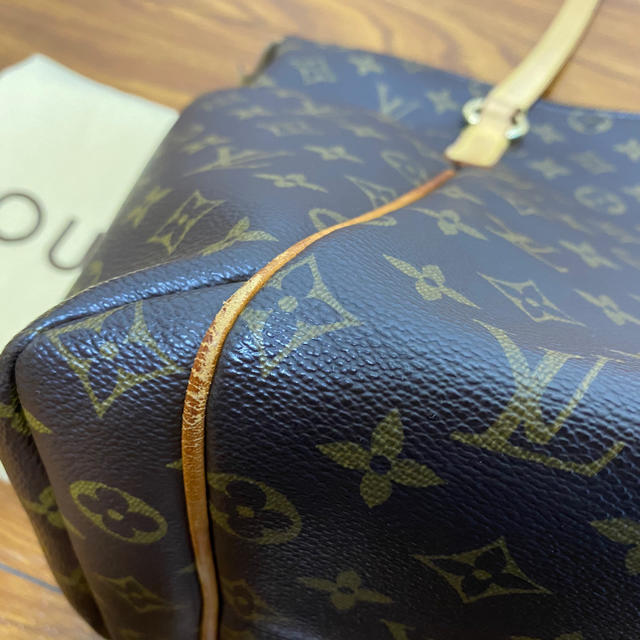 ルイヴィトン トートバッグ トータリー モノグラム 茶 LOUISVUITTON