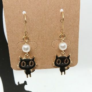 ハンドメイド◎黒ネコちゃんピアス◎(ピアス)