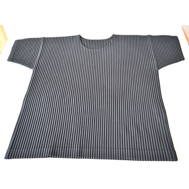 ISSEY MIYAKE(イッセイミヤケ)のHOMME PLISSE ISSEY MIYAKE カットソー メンズのトップス(Tシャツ/カットソー(七分/長袖))の商品写真