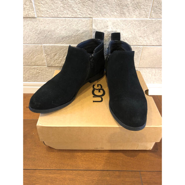 ☆新品☆UGG ショートブーツ　5レディース