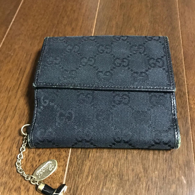 Gucci(グッチ)のグッチ 二つ折り財布 中古 レディースのファッション小物(財布)の商品写真