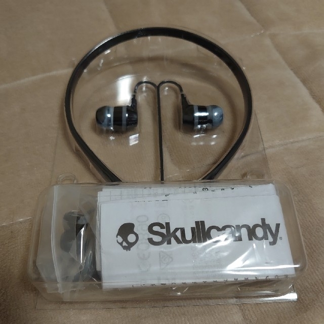Skullcandy(スカルキャンディ)のSkullcandy INK′D WIRELESS ワイヤレスイヤホン スマホ/家電/カメラのオーディオ機器(ヘッドフォン/イヤフォン)の商品写真