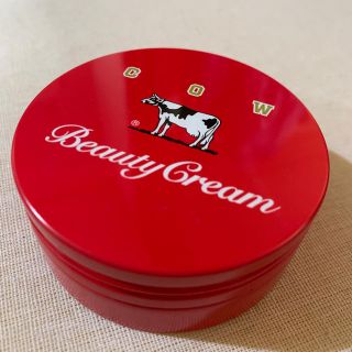 カウブランド(COW)の赤箱 ビューティークリーム 80g(ボディクリーム)