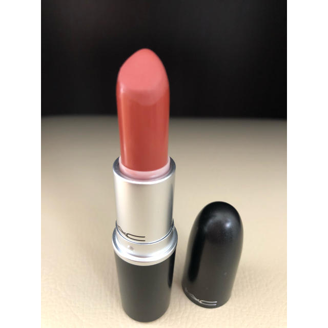 MAC(マック)のMAC リップスティック　モカ　 コスメ/美容のベースメイク/化粧品(口紅)の商品写真