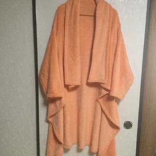 新品／未使用★羽織れる毛布 … オレンジ(毛布)