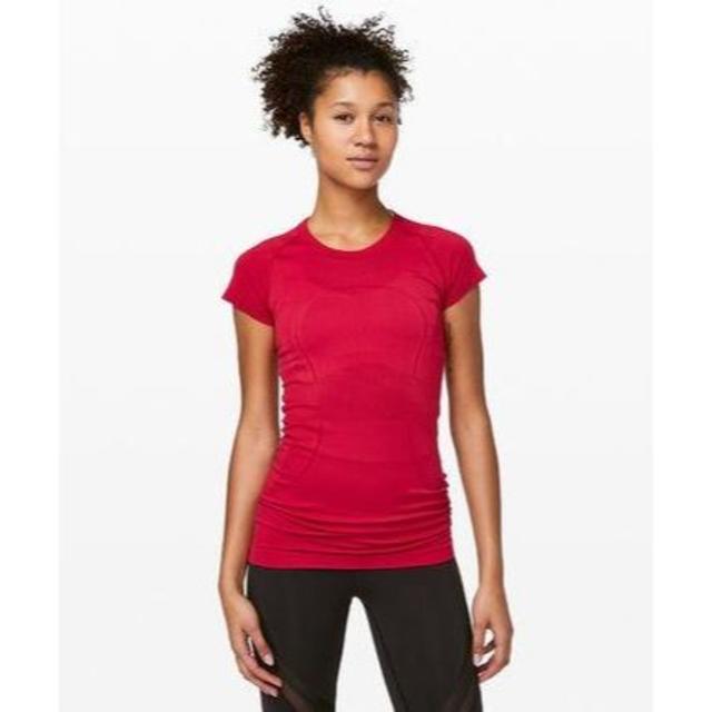 lululemon(ルルレモン)のlululemon未使用サイズ10　SwiftlyTechShortSleeve レディースのトップス(Tシャツ(半袖/袖なし))の商品写真