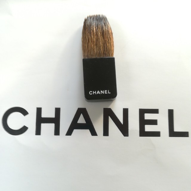 CHANEL(シャネル)の🌟CHANELチークブラシのみ🌟 コスメ/美容のベースメイク/化粧品(チーク)の商品写真