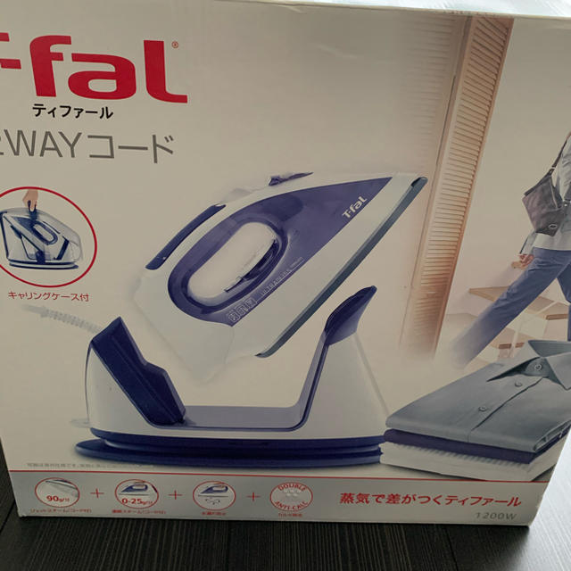 T-fal(ティファール)のちか様　ティファールアイロン スマホ/家電/カメラの生活家電(アイロン)の商品写真