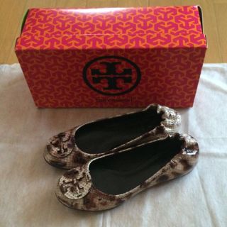 トリーバーチ(Tory Burch)のOFF❗️トリーバーチ フラットシューズ(ローファー/革靴)