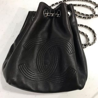 シャネル(CHANEL)の送料無料 CHANEL ヴィンテージ チェーン ミニ リュック(リュック/バックパック)