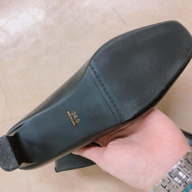 AOKI(アオキ)の就活用　パンプス　黒パンプス　24.5 仕事用　LES MUES レディースの靴/シューズ(ハイヒール/パンプス)の商品写真