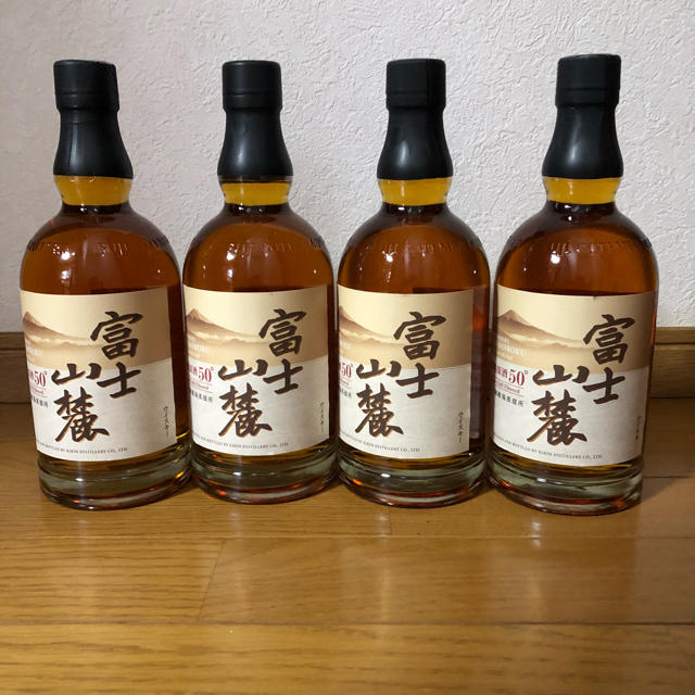 終売 富士山麓 樽熟原酒 50度 ウィスキー 700ml 4本セット 終売 富士山麓 樽熟原酒 50度 ウィスキー 700ml 4本セット