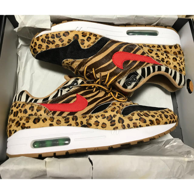 NIKE(ナイキ)のnike airmax1 dlx animal 2018 27.5cm メンズの靴/シューズ(スニーカー)の商品写真