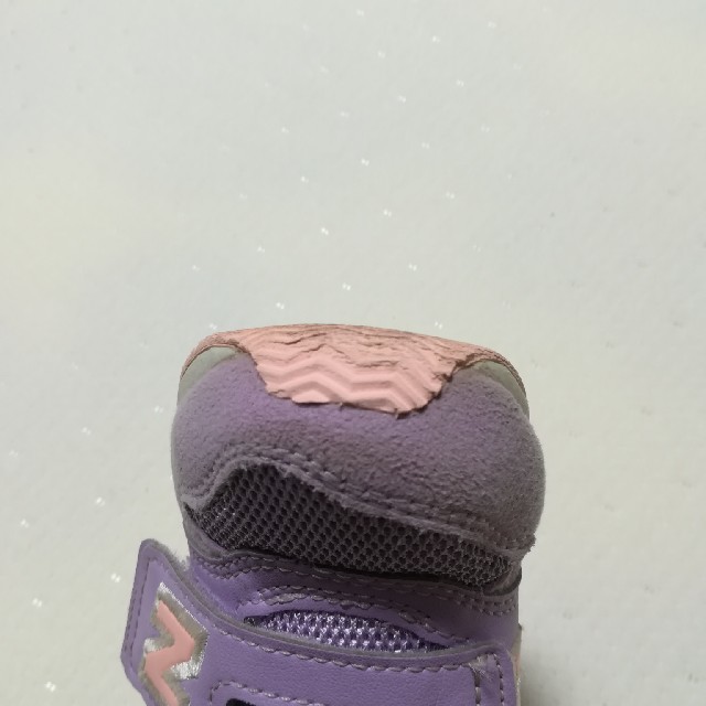 New Balance(ニューバランス)のYUKARI様専用　[最終値下げ]NB女児スニーカー13.5cm キッズ/ベビー/マタニティのベビー靴/シューズ(~14cm)(スニーカー)の商品写真