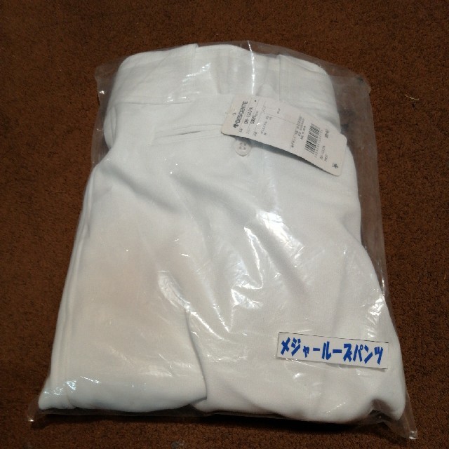 DESCENTE(デサント)の野球　ウエア　ズボン　サイズ90-87　大人用　デサント　未使用 スポーツ/アウトドアの野球(ウェア)の商品写真