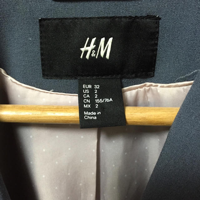 H&M(エイチアンドエム)のH&M ジャケット レディースのジャケット/アウター(テーラードジャケット)の商品写真
