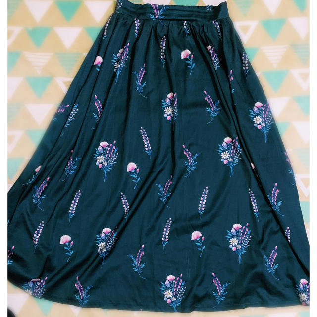 merlot(メルロー)のメルロー　フラワー柄スカート レディースのスカート(ロングスカート)の商品写真