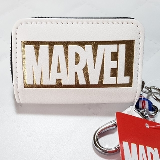 マーベル(MARVEL)のMARVEL 箔押しスマートキーケース 白(キーケース)