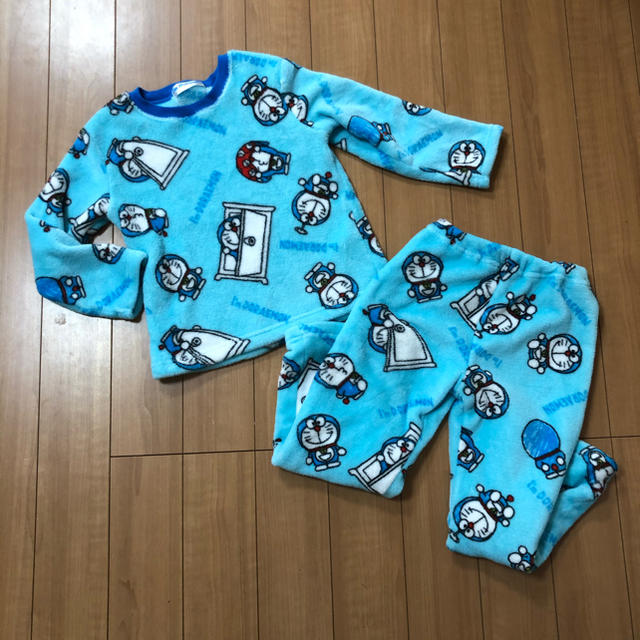 しまむら(シマムラ)のドラえもん　パジャマ キッズ/ベビー/マタニティのキッズ服男の子用(90cm~)(パジャマ)の商品写真