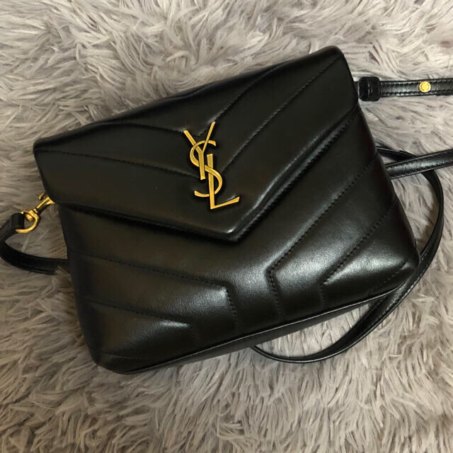 Yves Saint Laurent バッグ