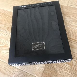 MARC BY MARC JACOBS(iPadケース)のフリマアイテム一覧 MARC BY MARC JACOBS(iPadケース)のフリマアイテム一覧