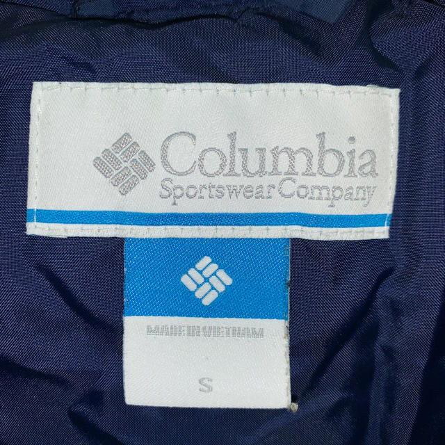 Columbia(コロンビア)のColumbia☆ダウン☆キッズS☆紺 キッズ/ベビー/マタニティのキッズ服男の子用(90cm~)(ジャケット/上着)の商品写真