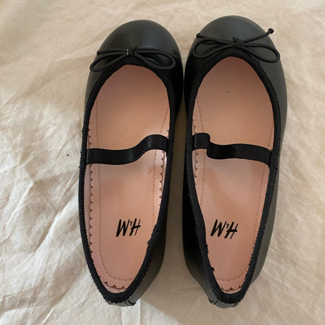 H&M(エイチアンドエム)の新品未使用　H&Mバレエシューズ27 キッズ/ベビー/マタニティのキッズ靴/シューズ(15cm~)(フォーマルシューズ)の商品写真
