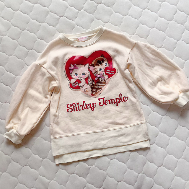 Shirley Temple(シャーリーテンプル)のシャーリーテンプル🎀ハートねこロングトレーナー 110 キッズ/ベビー/マタニティのキッズ服女の子用(90cm~)(Tシャツ/カットソー)の商品写真