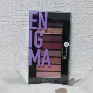 レブロン(REVLON)のレブロン　カラーステイ ルックス ブック パレット 920 ENIGMA(アイシャドウ)