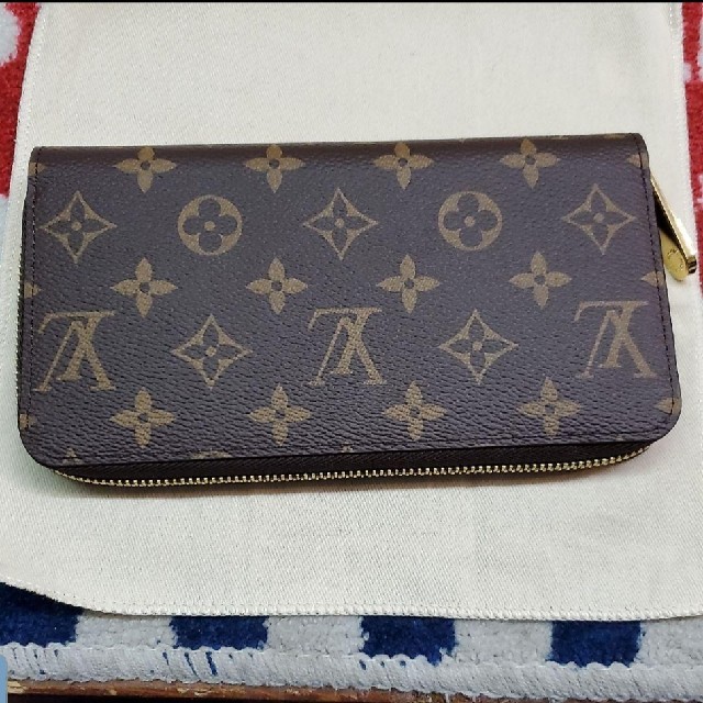 LOUIS VUITTON モノグラム財布