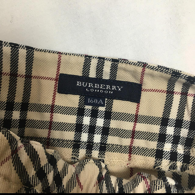 BURBERRY(バーバリー)の【専用】Burberry : チェックスカート レディースのスカート(ミニスカート)の商品写真